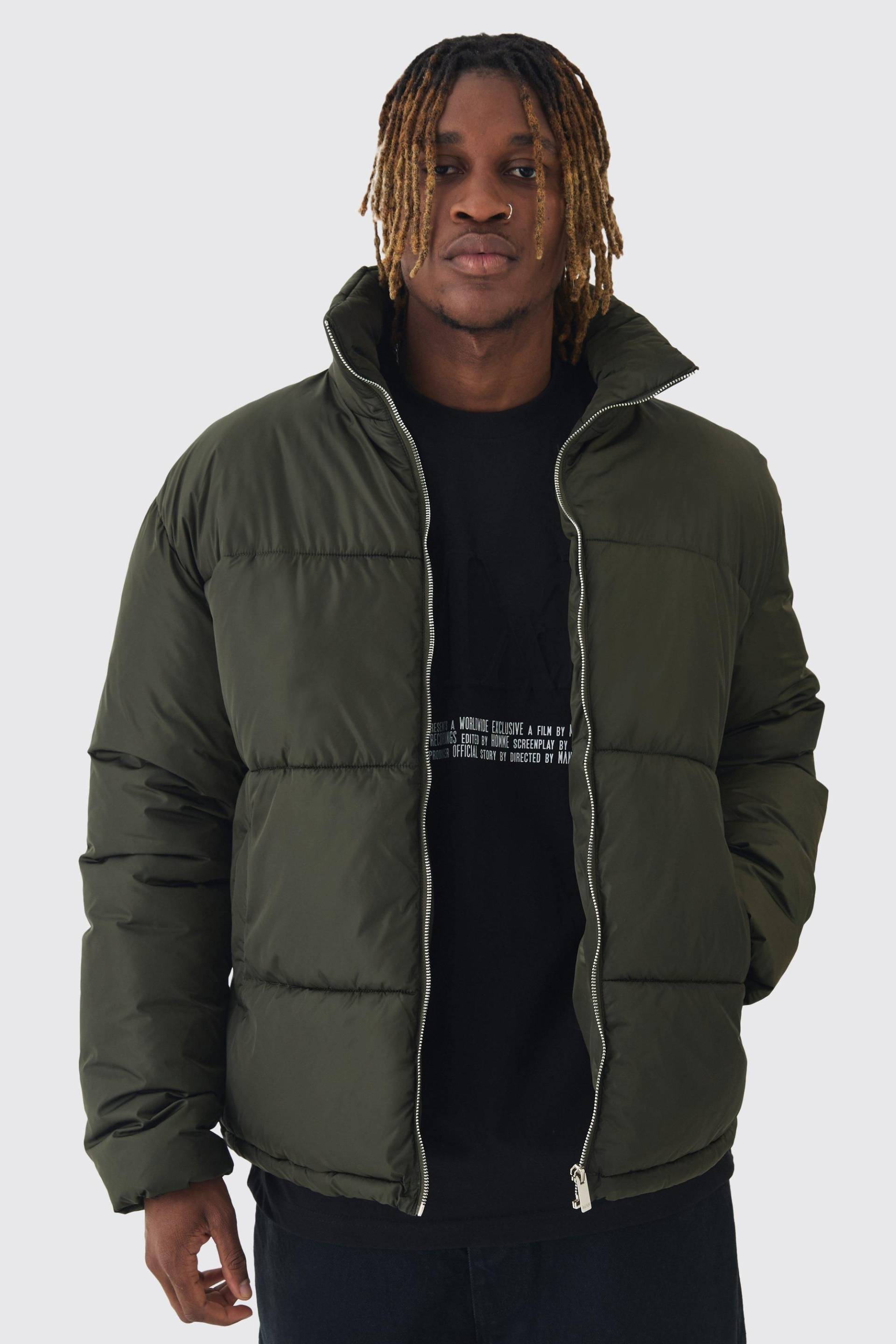 Tall Steppjacke mit Trichterkragen und Worldwide Applikation in Khaki - M, Khaki von boohooman
