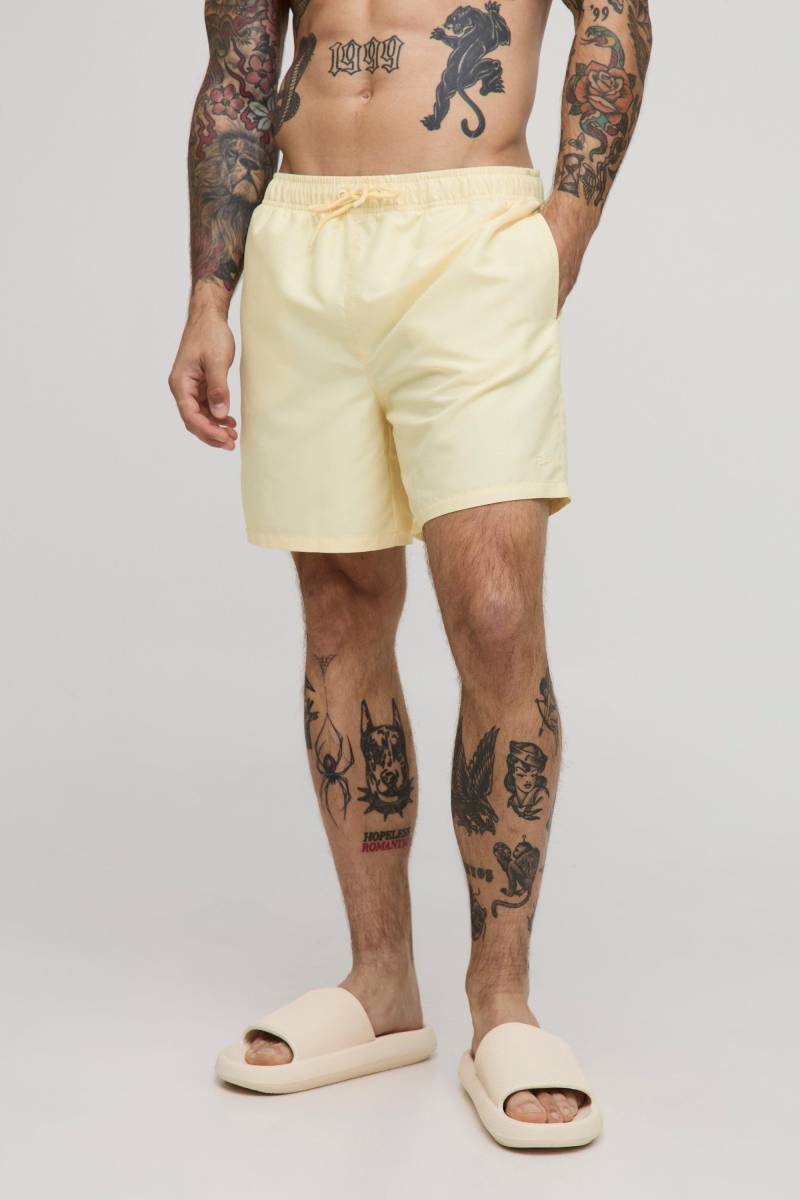 Mittellange Badehose mit Logo - Gelb - XL, Gelb von boohooman