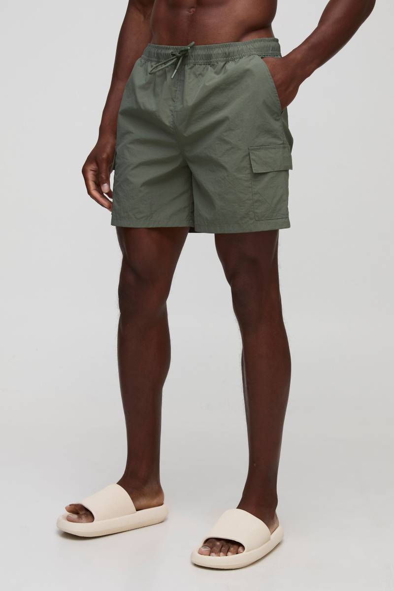 Mittellange Regular Cargo-Badehose in Knitteroptik - Khaki - M, Khaki von boohooman