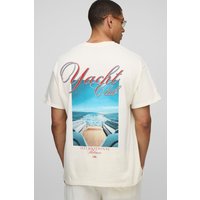 Oversize T-Shirt in Ecru mit MAN Yacht Club Print von boohooman