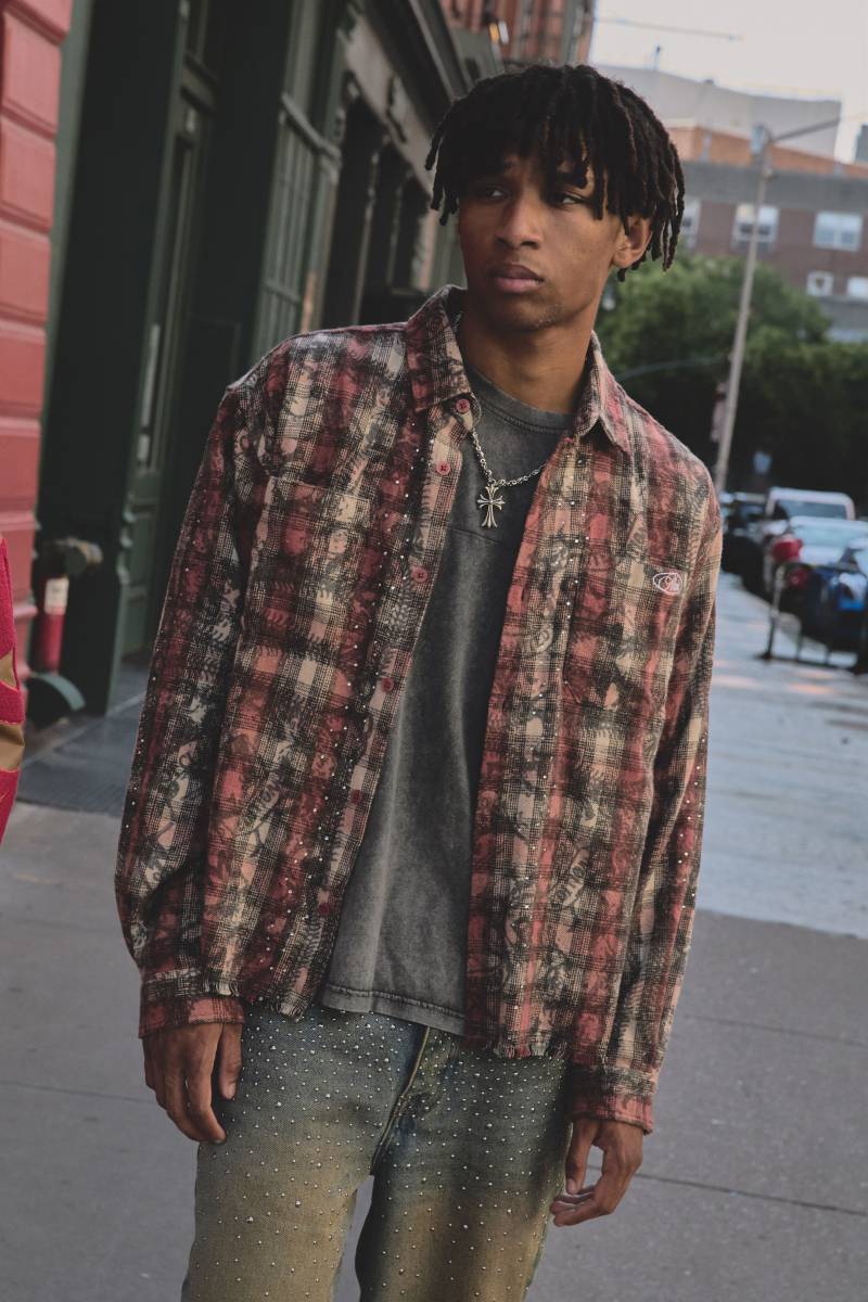 Kastiges Oversize Hemd mit Acid-Waschung - Rot - XL, Rot Kastiges Oversize Hemd mit Acid-Waschung - Rot - XL, Rot von boohooman