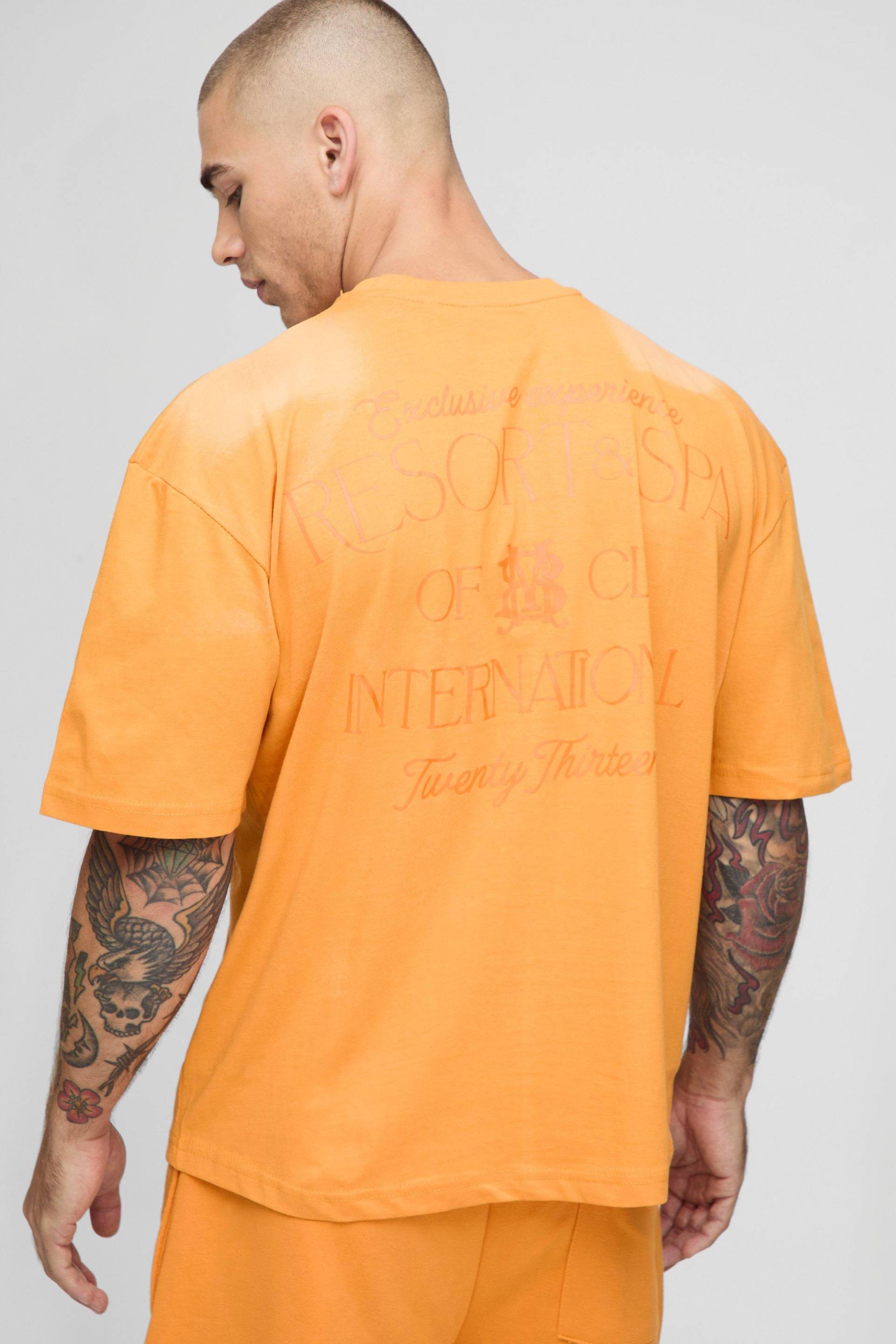 Kastiges Oversize T-Shirt mit Print - Orange - L, Orange Kastiges Oversize T-Shirt mit Print - Orange - L, Orange von boohooman