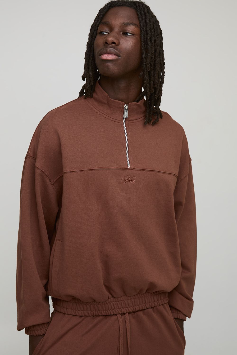 Oversized Boxy Loopback MAN Script Embroidered Funnel Neck Sweatshirt von boohooman