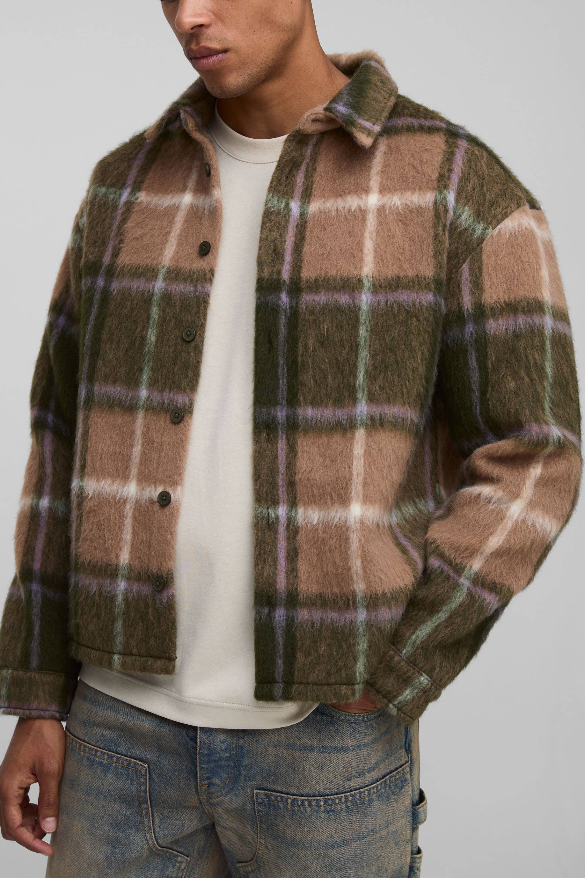 Kariertes Oversize Overshirt - Khaki - M, Khaki von boohooman