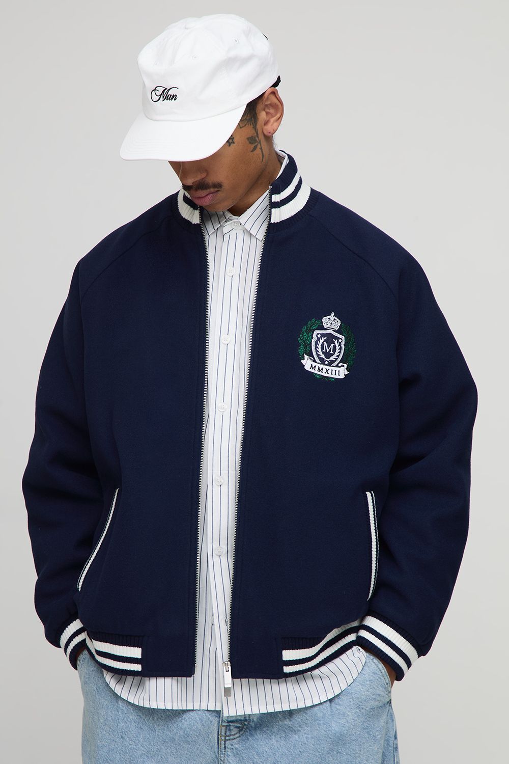 Oversize Melton Bomberjacke mit Trichterkragen - Blau - M, Blau von boohooman