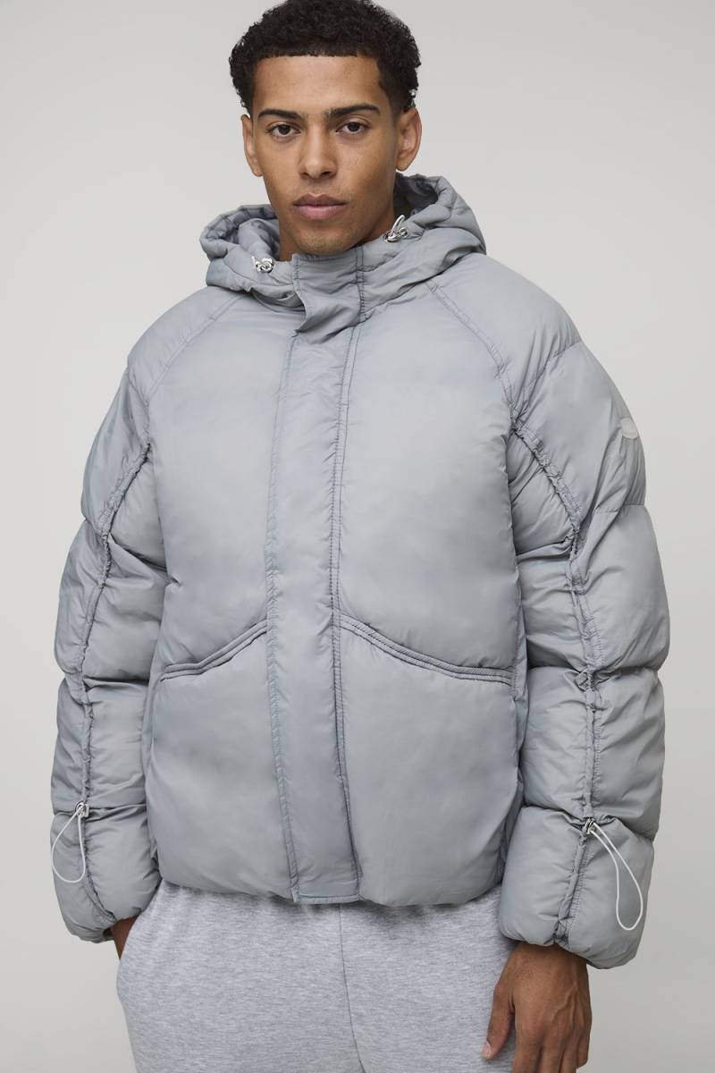 Oversize Steppjacke mit gerafften Ärmeln - Grau - M, Grau von boohooman