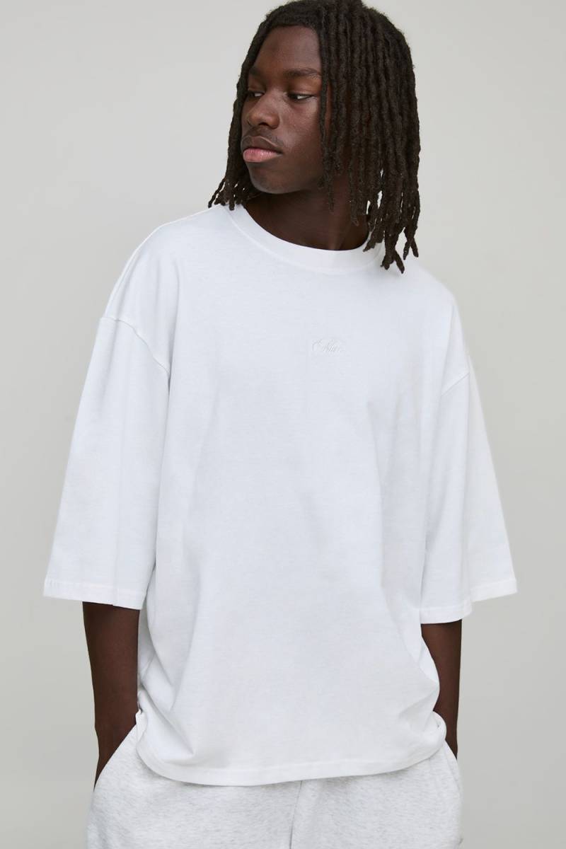 Oversized Heavyweight MAN Script Embroidered Half Sleeve T-shirt - Weiß - L, Weiß von boohooman
