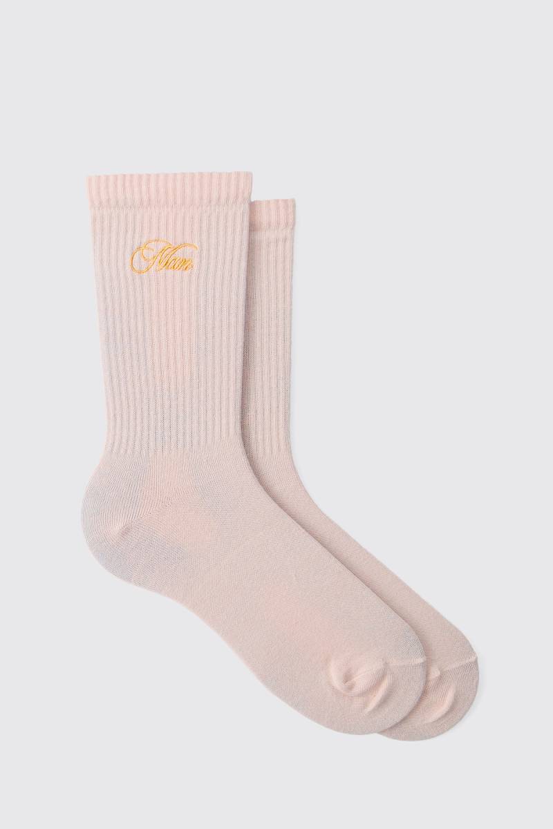 Pinke gerippte Sportsocken mit Man-Stickerei Pinke gerippte Sportsocken mit Man-Stickerei von boohooman
