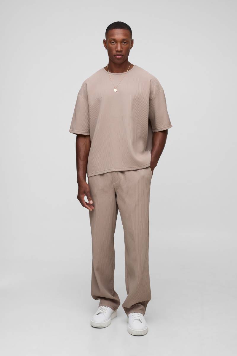 Kastiges Oversize T-Shirt & Hose - Braun - XS, Braun Kastiges Oversize T-Shirt & Hose - Braun - XS, Braun von boohooman