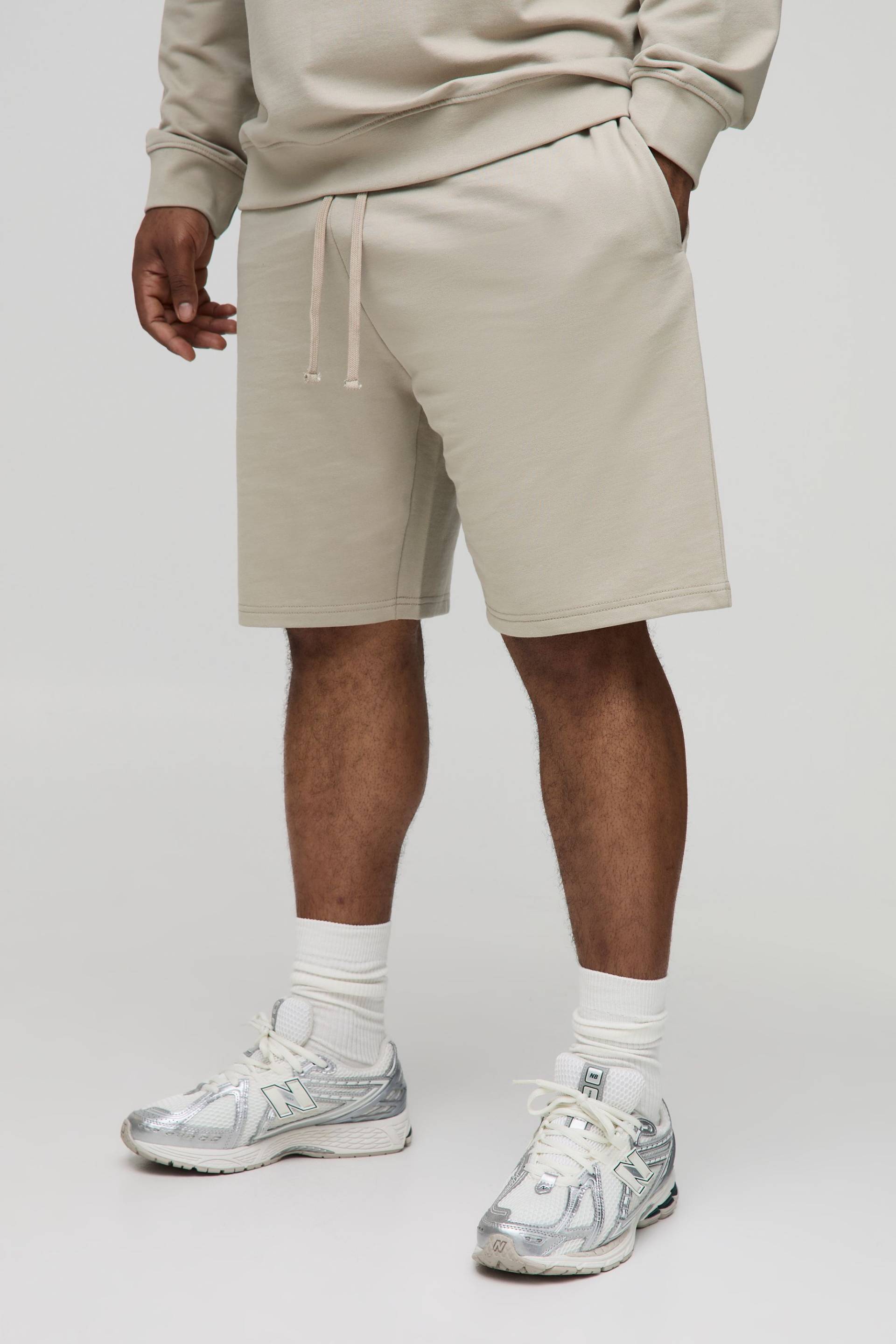 Plus Basic Shorts - light khaki - 5XL, light khaki von boohooman