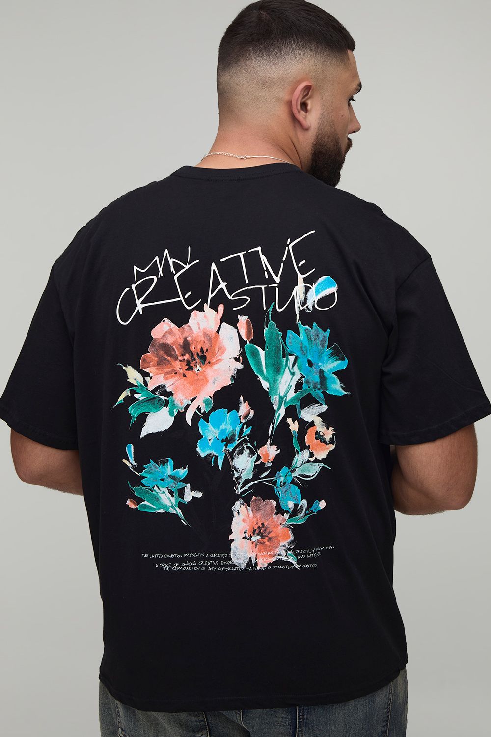 Plus Oversize T-Shirt mit floralem Man Print - Schwarz - 2XL, Schwarz von boohooman