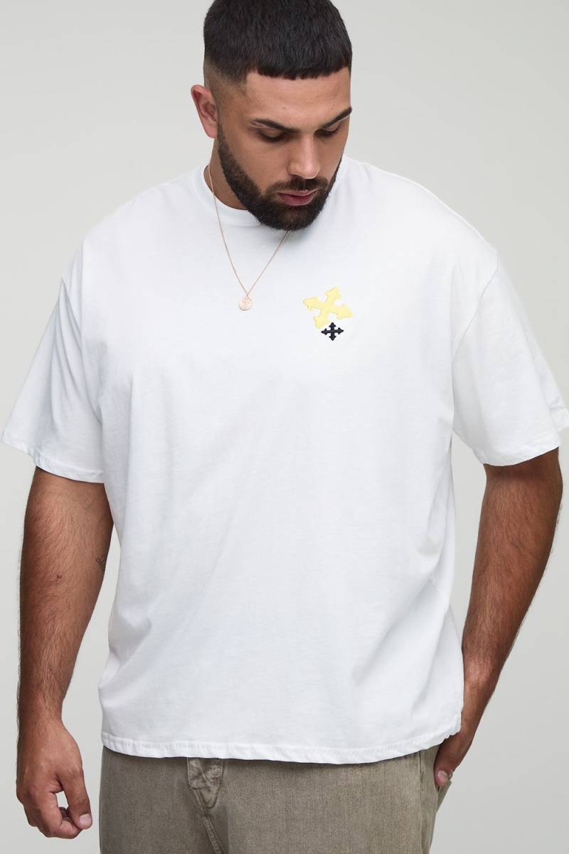 Plus Oversize T-Shirt mit Kreuz-Stickerei - Weiß - 5XL, Weiß von boohooman