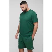 Plus besticktes Man T-Shirt und Shorts - Grün - 3XL, Grün von boohooman