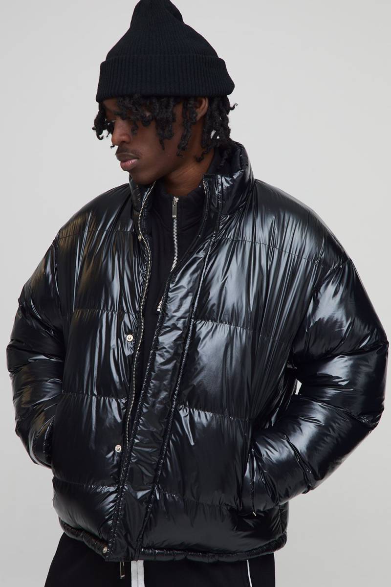 Wendbare Steppjacke mit Trichterkragen - Schwarz - M, Schwarz von boohooman