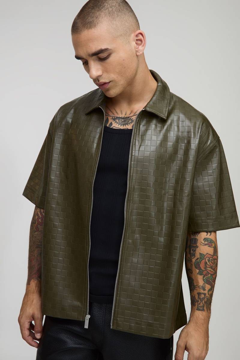 Short Sleeve PU Woven Boxy Zip Up Overshirt - Khaki - XS, Khaki von boohooman