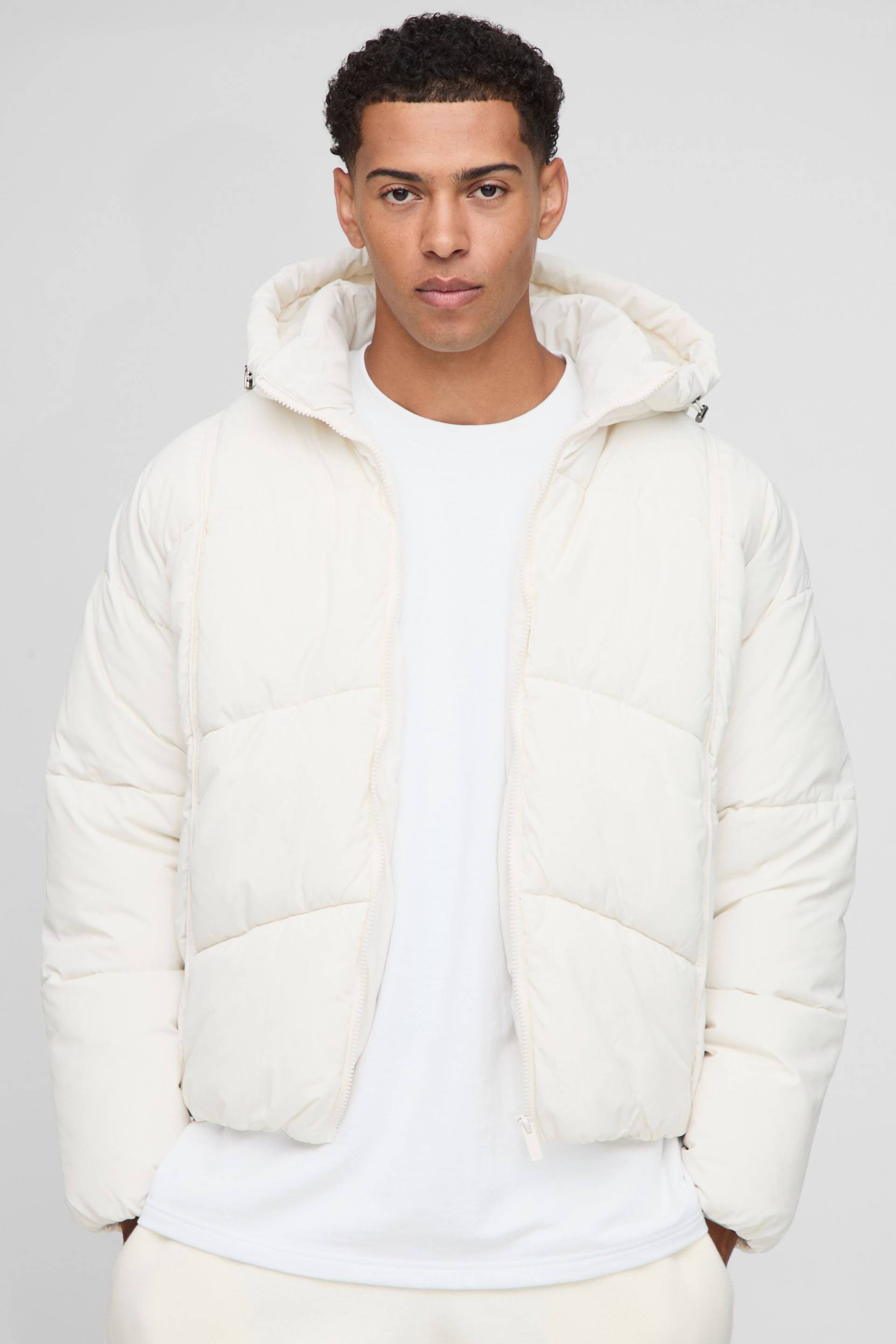 Steppjacke mit Kapuze - Ecru - XS, Ecru Steppjacke mit Kapuze - Ecru - XS, Ecru von boohooman