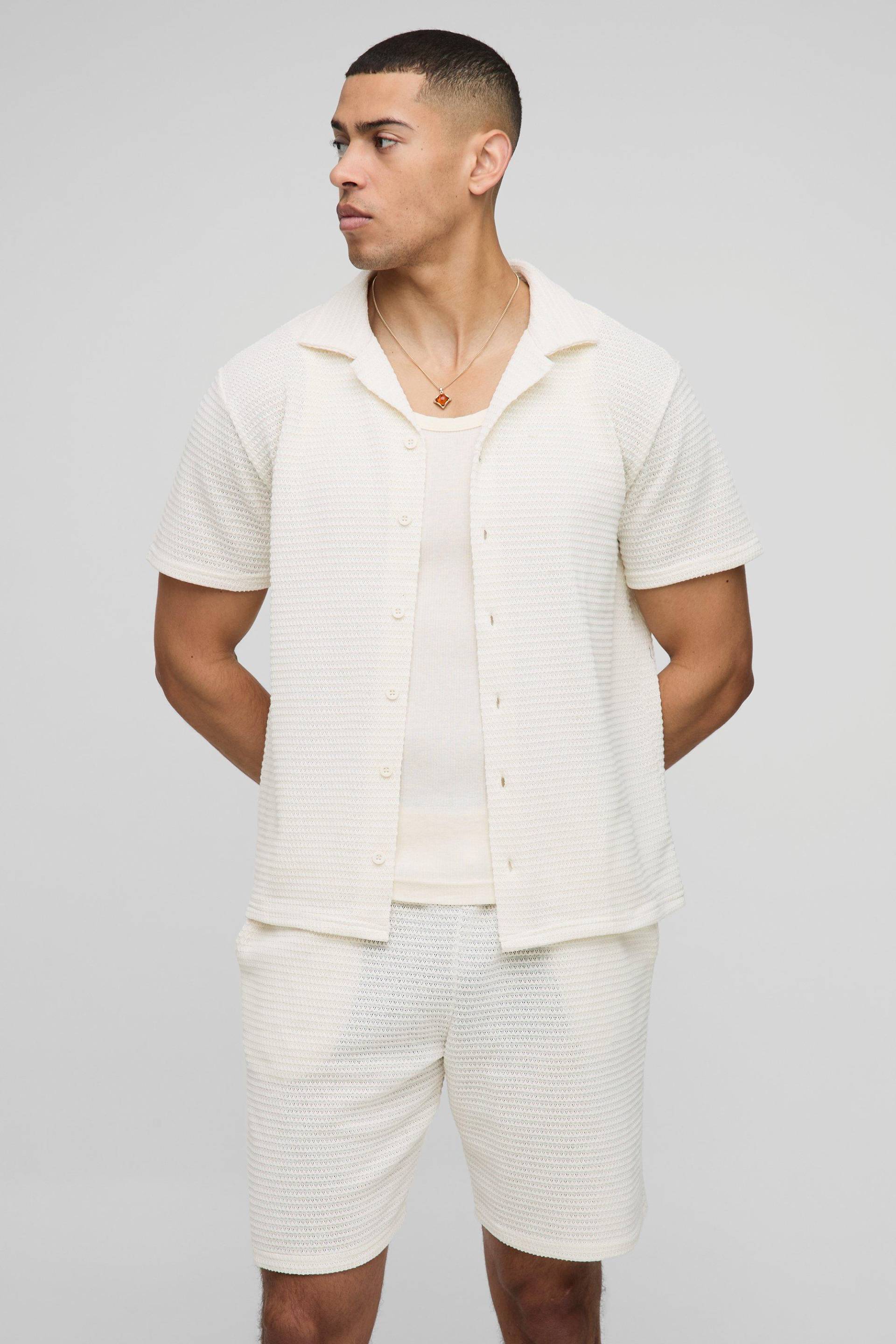 Strukturiertes Jersey-Hemd mit Kragen und Shorts - Ecru - L, Ecru von boohooman
