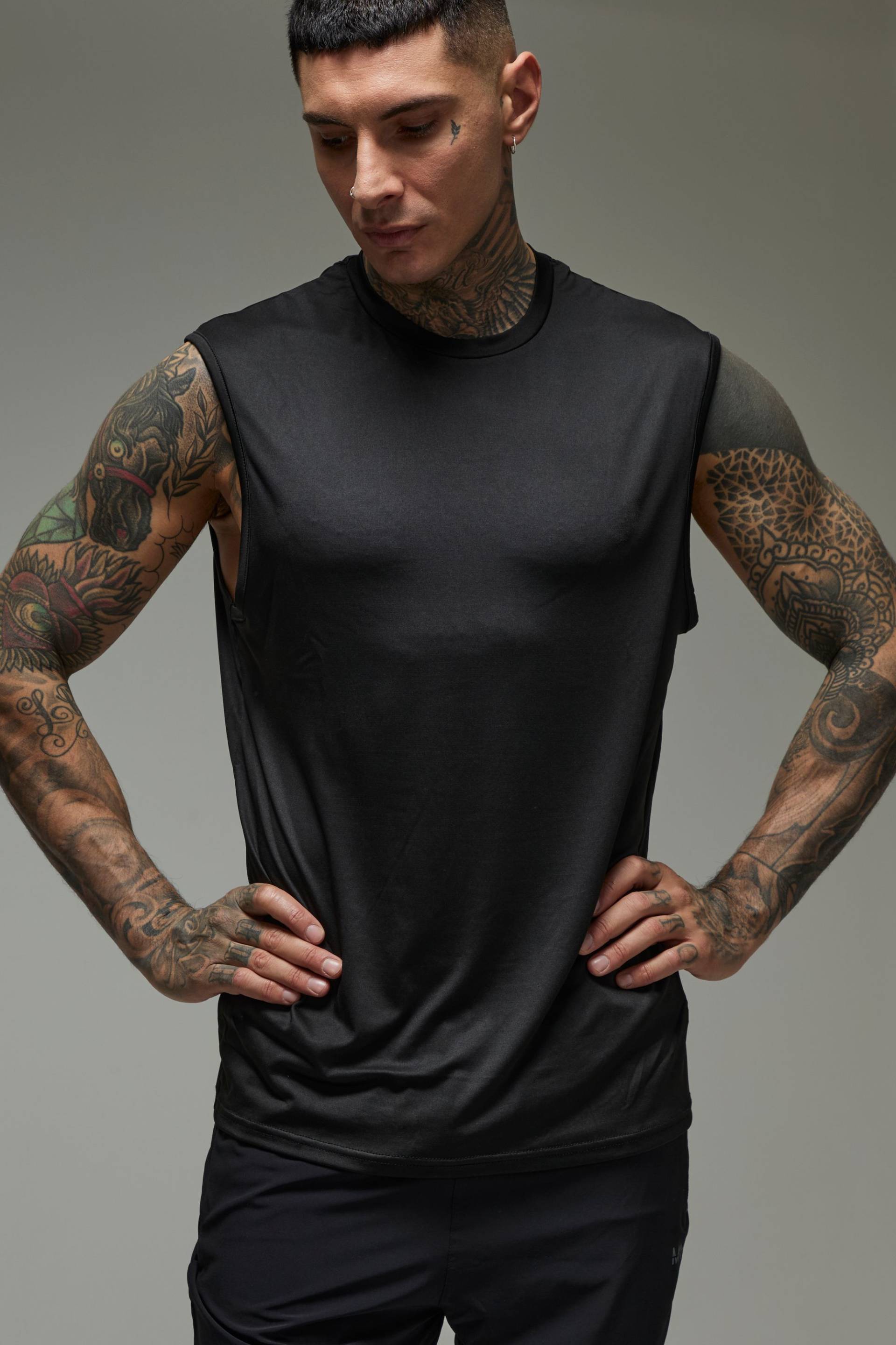 Tall Man Active Lightweight Essentials Gym vesttop - Schwarz - XS, Schwarz Tall Man Active Lightweight Essentials Gym vesttop - Schwarz - XS, Schwarz von boohooman