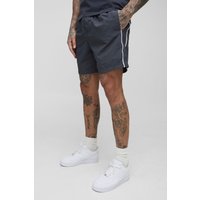 Tall Nylon-Shorts mit Paspel-Detail von boohooman