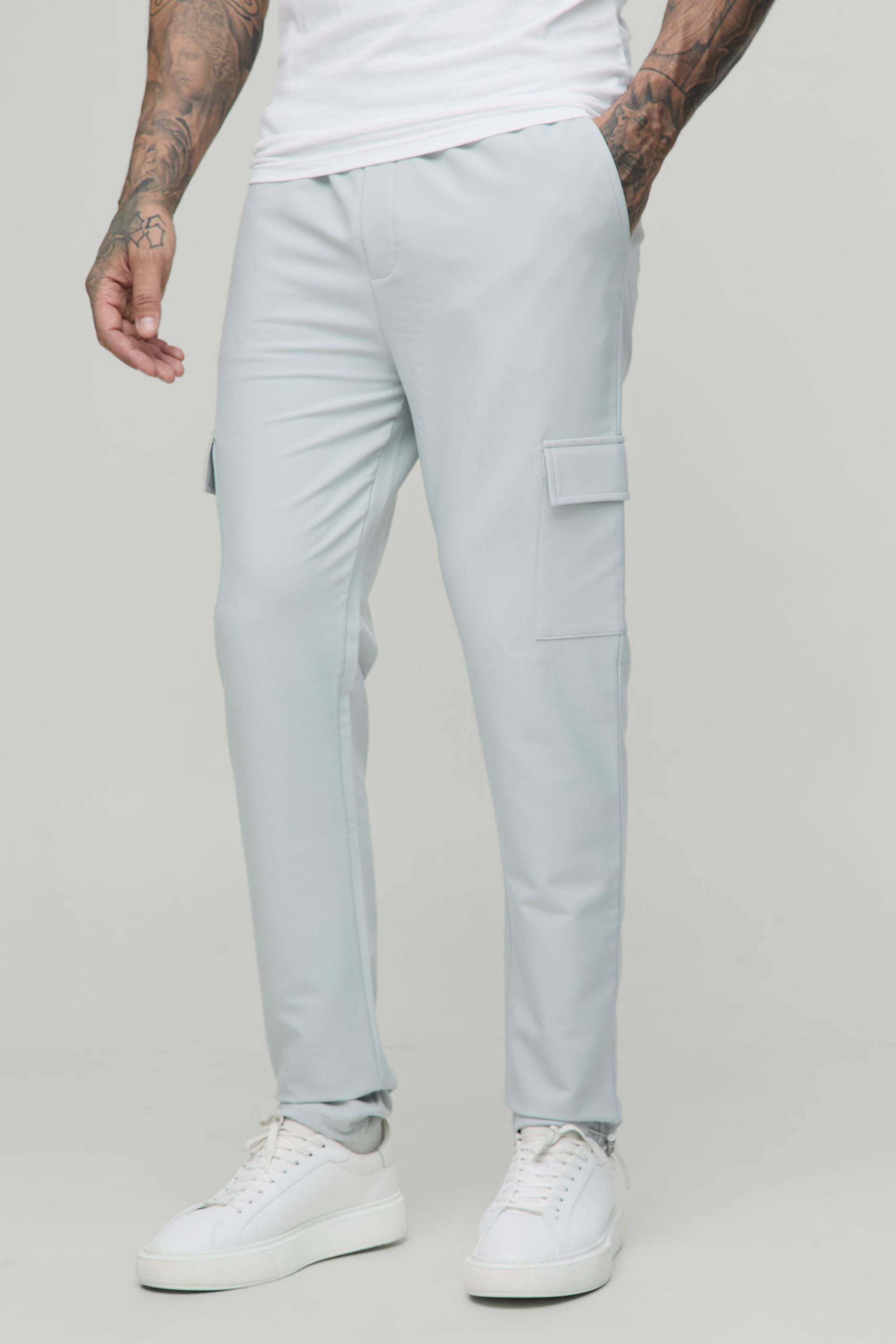 Tall Skinny Stretch Cargo-Hose mit elastischem Bund von boohooman