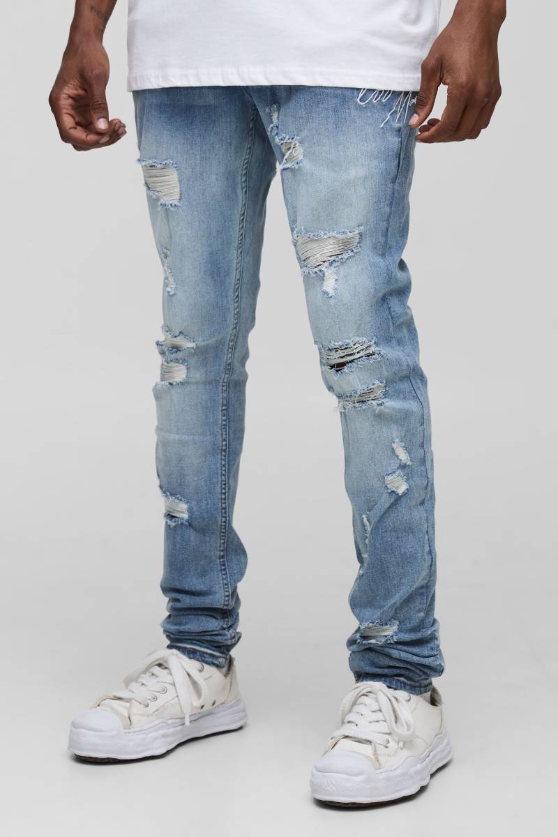 Tall bestickte Skinny Jeans mit extremen Rissen - light wash - 36, light wash von boohooman