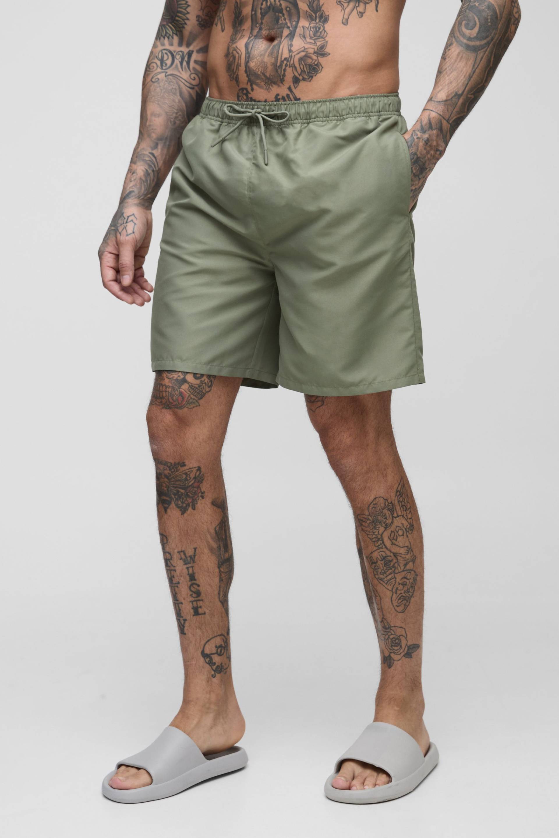 Tall mittellange Badehose - Khaki - S, Khaki von boohooman
