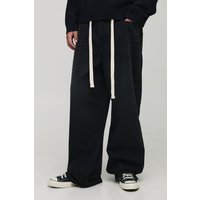 Jeans mit weitem Bein und Gürtel - Schwarz - 28R, Schwarz von boohooman