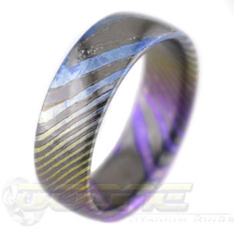Schwarzer Timascus Chroma Ring von boonerings
