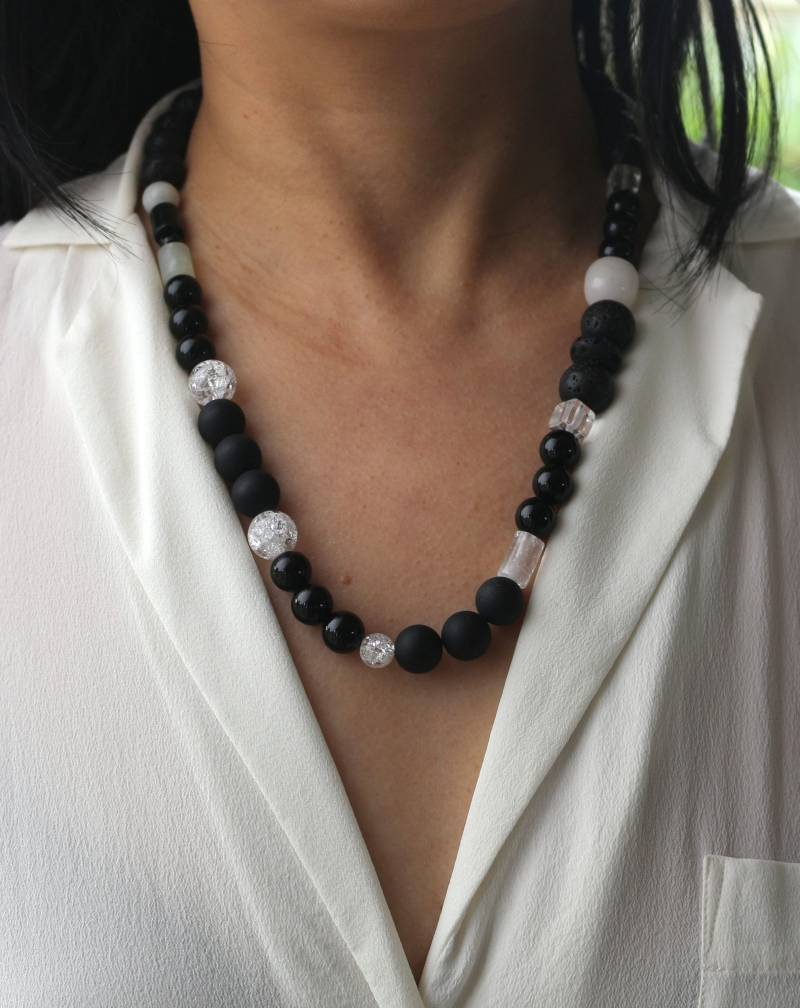 Halskette Aus Lava Onyx Und Bergkristall, Edelsteinhalskette, Lange Halskette, Magnetverschluss, #6 von boshilian