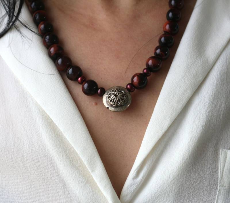 Halskette Aus Tigerauge Und Süsswasser Perlen Silber Anhänger, Lange Halskette, Edelstein Schmuck, #38 Halskette Aus Tigerauge Und Süsswasser Perlen Silber Anhänger, Lange Halskette, Edelstein Schmuck, #38 von boshilian