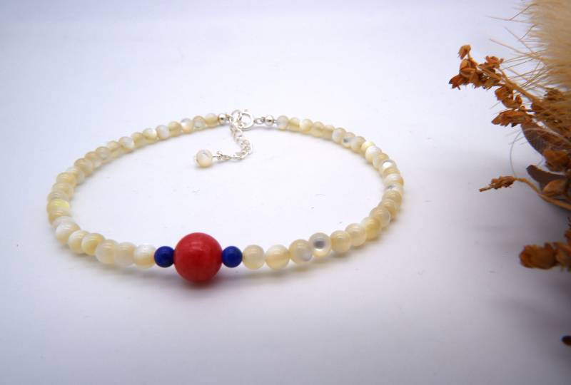 Handgemacht Perlen Armband, Zartes Edelstein Rhodonit Lapislazuli Und Perlmuttperlen von boshilian