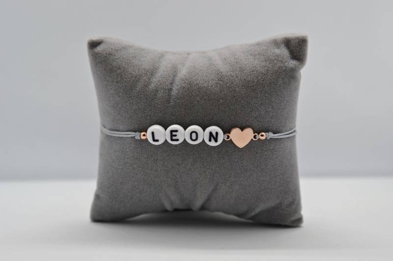 Personalisiertes Buchstaben Armband Mit Herz & Perlen - Perfektes Geschenk Zur Geburt, Valentinstag Und Muttertag von bracelens