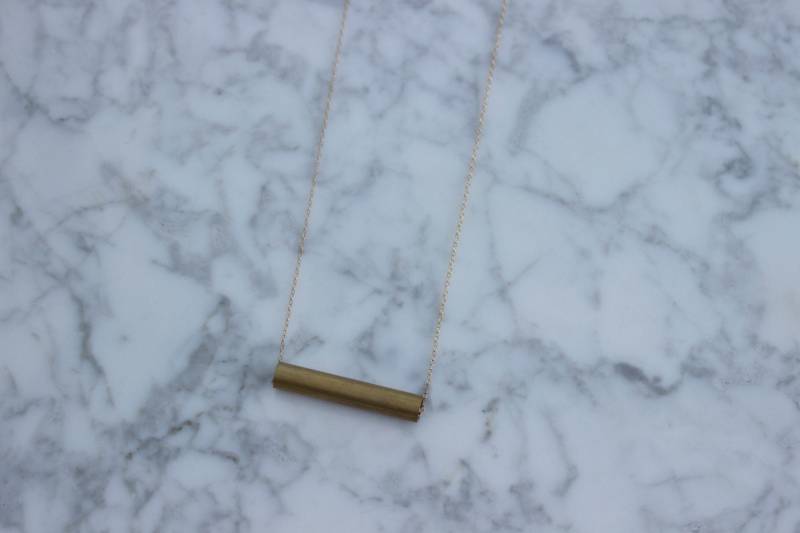 Vintage Industrie Schnitt Messingstange Auf Zarte 14 K Gf Halskette von brackishchannel
