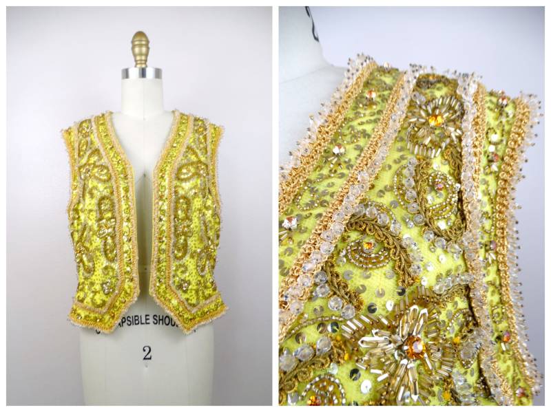 Chartreuse Kristall Strass Perlen Weste // Neon Gelb Grün Pailletten Gold Gestickter Shrug Mit Juwelen von braxae