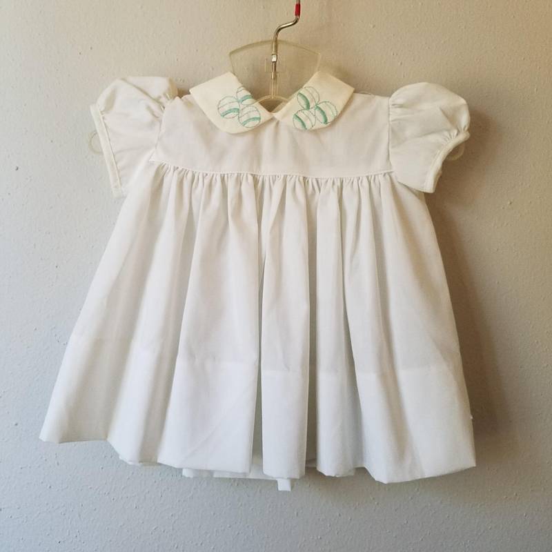 Vintage Mädchen Kleid in Weiß Mit Besticktem Peter Pan Kragen Ballen Von C.i. Castro - Gr. 0 Newborn Neues, Ungetragenes Osterkleidchen von breedbabynyc