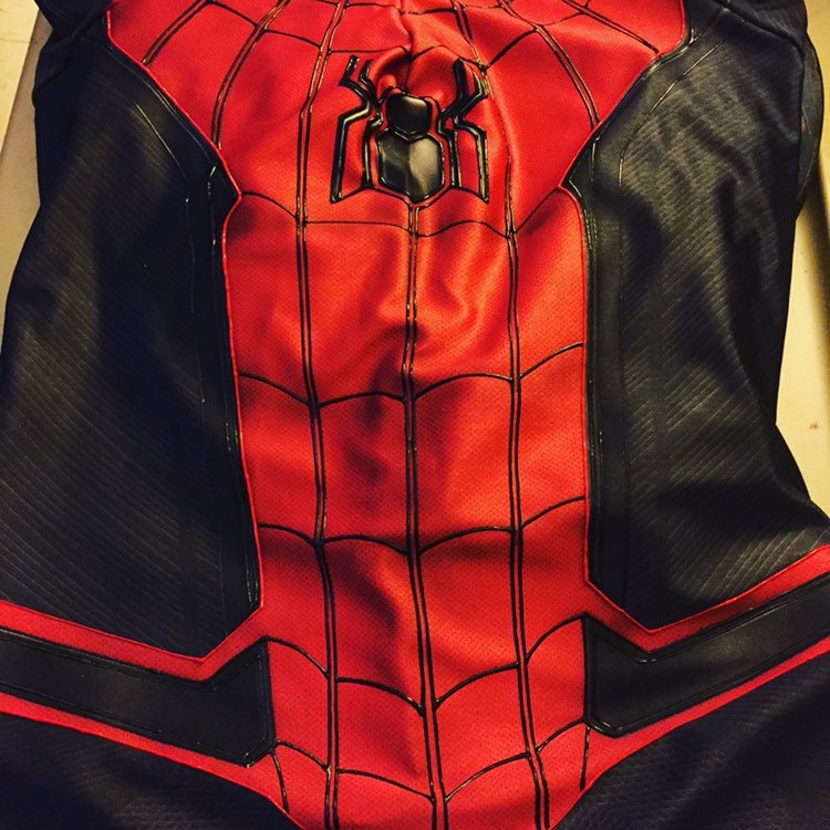 Spider Man Fern Von Zu Hause Aus Anzug | Spezialanfertigung Spider Man Fern Von Zu Hause Aus Anzug | Spezialanfertigung von breigyta