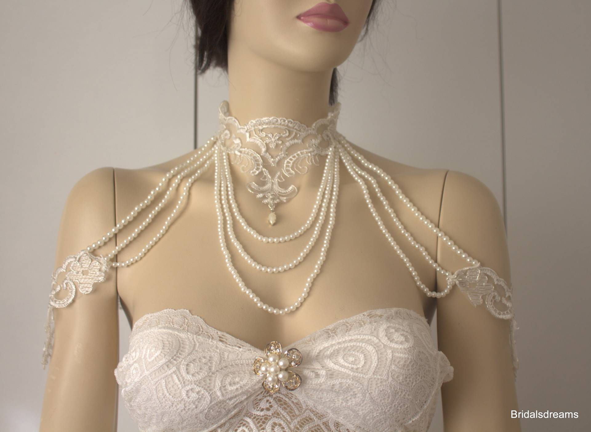 İvory Lace Schulter Halskette Braut Spitze Schulter, Hochzeit Halskette, Strass Schulterschmuck von bridalsdreams