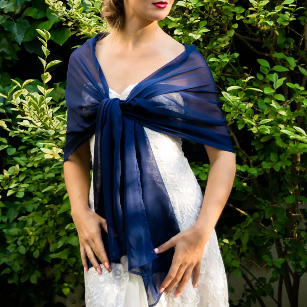 Chiffon-Wickeltuch Blau Wickeltuch Schal Blauer Tiefblauer Hochzeit Shrug Eleganter Scharf Brautjungfern Mutter Der Braut Chiffon-Wickeltuch Blau Wickeltuch Schal Blauer Tiefblauer Hochzeit Shrug Eleganter Scharf Brautjungfern Mutter Der Braut von bridalspain