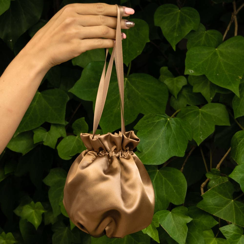 Elegante Satin Tasche Geldbörse Clutch Hochzeit, Party, Nacht , Besondere Anlässe, Braun Bronze Schoko Beige Elegante Satin Tasche Geldbörse Clutch Hochzeit, Party, Nacht , Besondere Anlässe, Braun Bronze Schoko Beige von bridalspain