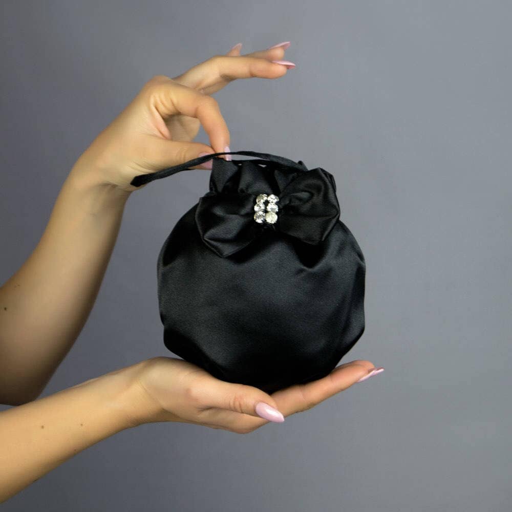 Elegante Schwarze Satinbeutel Geldbörse Schwarz Für Ihre Hochzeit, Kommunion Aus Satin Und Verziert Mit Strasssteinen Schleife/Geldbeutel/Party Elegante Schwarze Satinbeutel Geldbörse Schwarz Für Ihre Hochzeit, Kommunion Aus Satin Und Verziert Mit Strasssteinen Schleife/Geldbeutel/Party von bridalspain