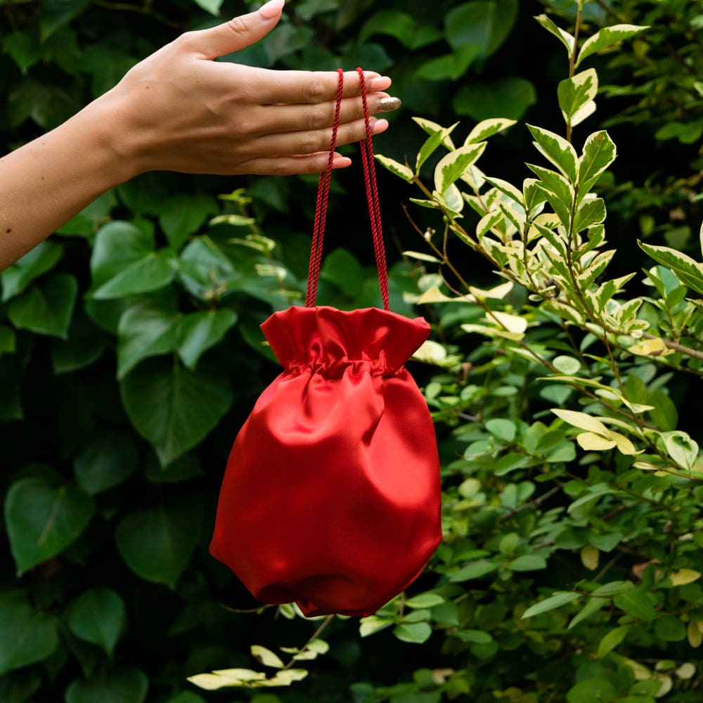 Elegante Tasche Geldbörse Clutch Geldbeutel Besondere Anlass, Kommuniontasche Aus Satin Rot Rouge Rojo Scarlet Brauttasche Brautgeschenk Hochzeit Elegante Tasche Geldbörse Clutch Geldbeutel Besondere Anlass, Kommuniontasche Aus Satin Rot Rouge Rojo Scarlet Brauttasche Brautgeschenk Hochzeit von bridalspain