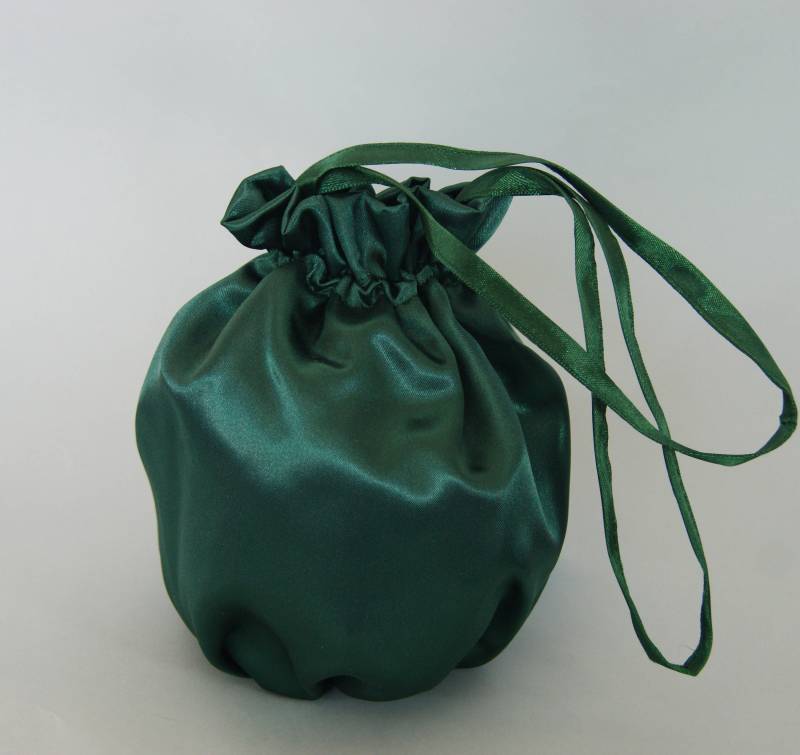 Elegante Tasche Geldbörse Grün Smaragd Wald Hochzeit Frühling Sommer Satin Geldtasche Kommunion Irisch Kleid Accessoire, Clutch Elegante Tasche Geldbörse Grün Smaragd Wald Hochzeit Frühling Sommer Satin Geldtasche Kommunion Irisch Kleid Accessoire, Clutch von bridalspain