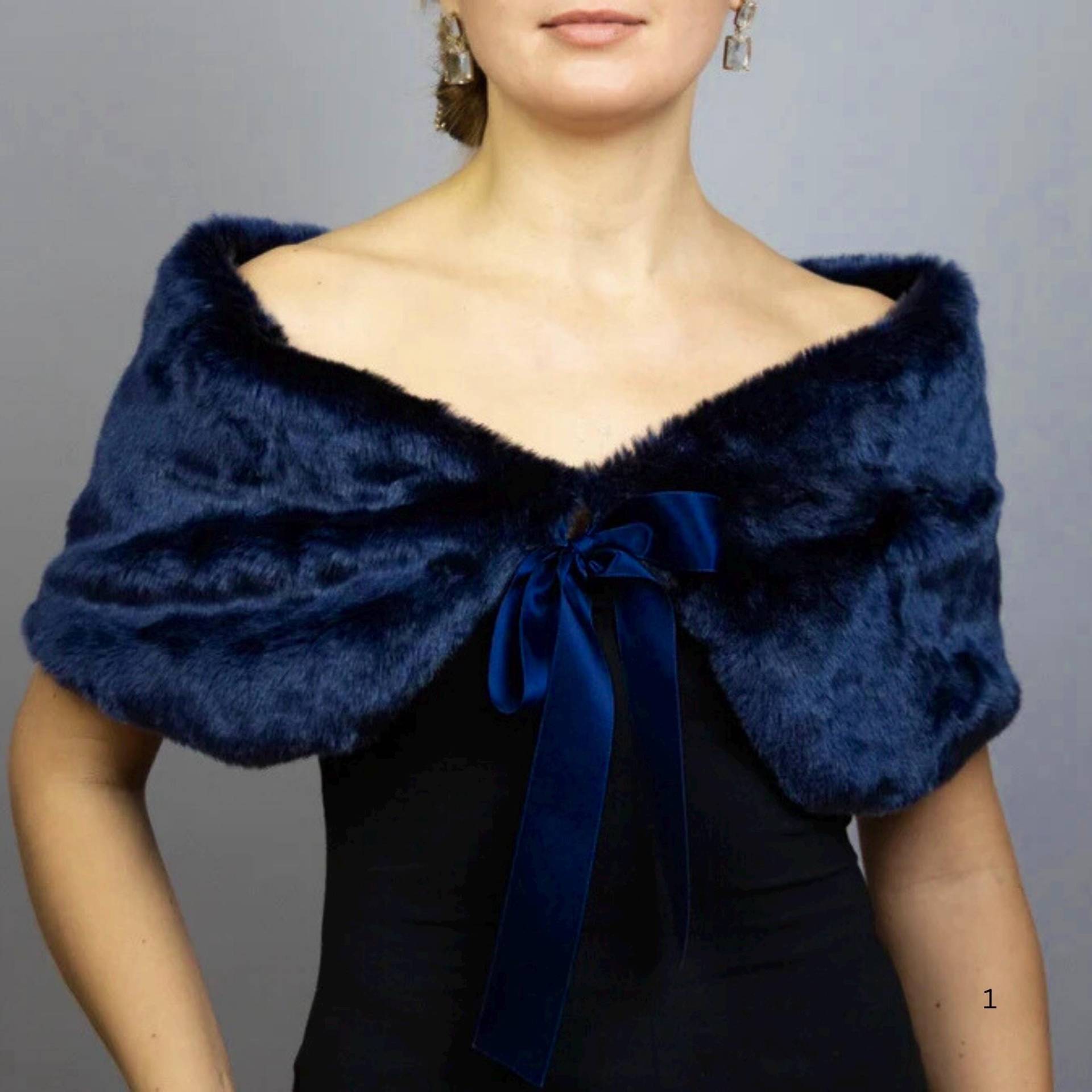 Navy Blau Kunstfell Schal, Navy Blau, Winter Wrap, Kunstpelz Bolero, Dunkelblauer Schal Navy Blau Kunstfell Schal, Navy Blau, Winter Wrap, Kunstpelz Bolero, Dunkelblauer Schal von bridalspain