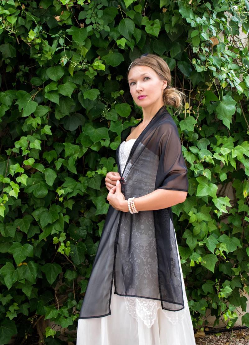 Schwarzer Chiffon Wickeln Schwarzer Schal Shrug Schwarze Schiere Chiffon-Schal Frauen-Schal Frauen-Accessoire Frau Brautjungfern Schwarzer Chiffon Wickeln Schwarzer Schal Shrug Schwarze Schiere Chiffon-Schal Frauen-Schal Frauen-Accessoire Frau Brautjungfern von bridalspain