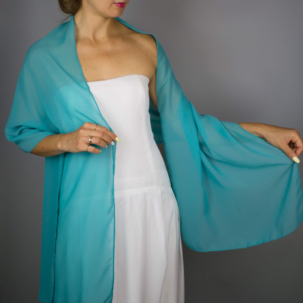 Türkis-Schal Azurblauer Schal, Dreieckstuch, Dreieckstuch Türkis-Schal Azurblauer Schal, Dreieckstuch, Dreieckstuch von bridalspain