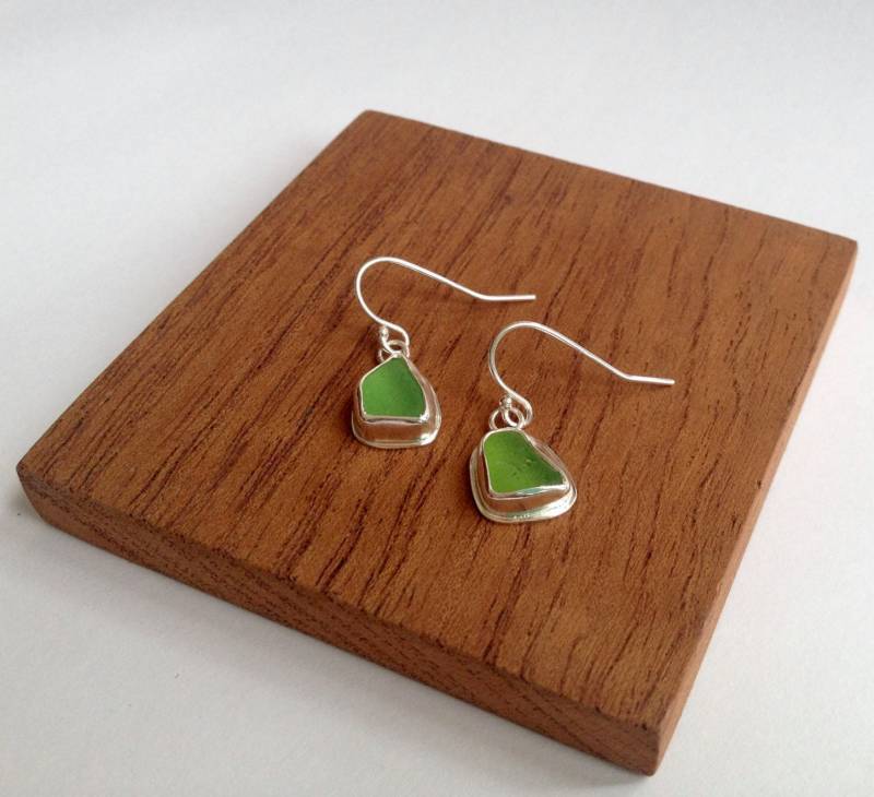 Grüne Seeglas Ohrringe Sterling Silber, Ocean Schmuck von bridgetturner