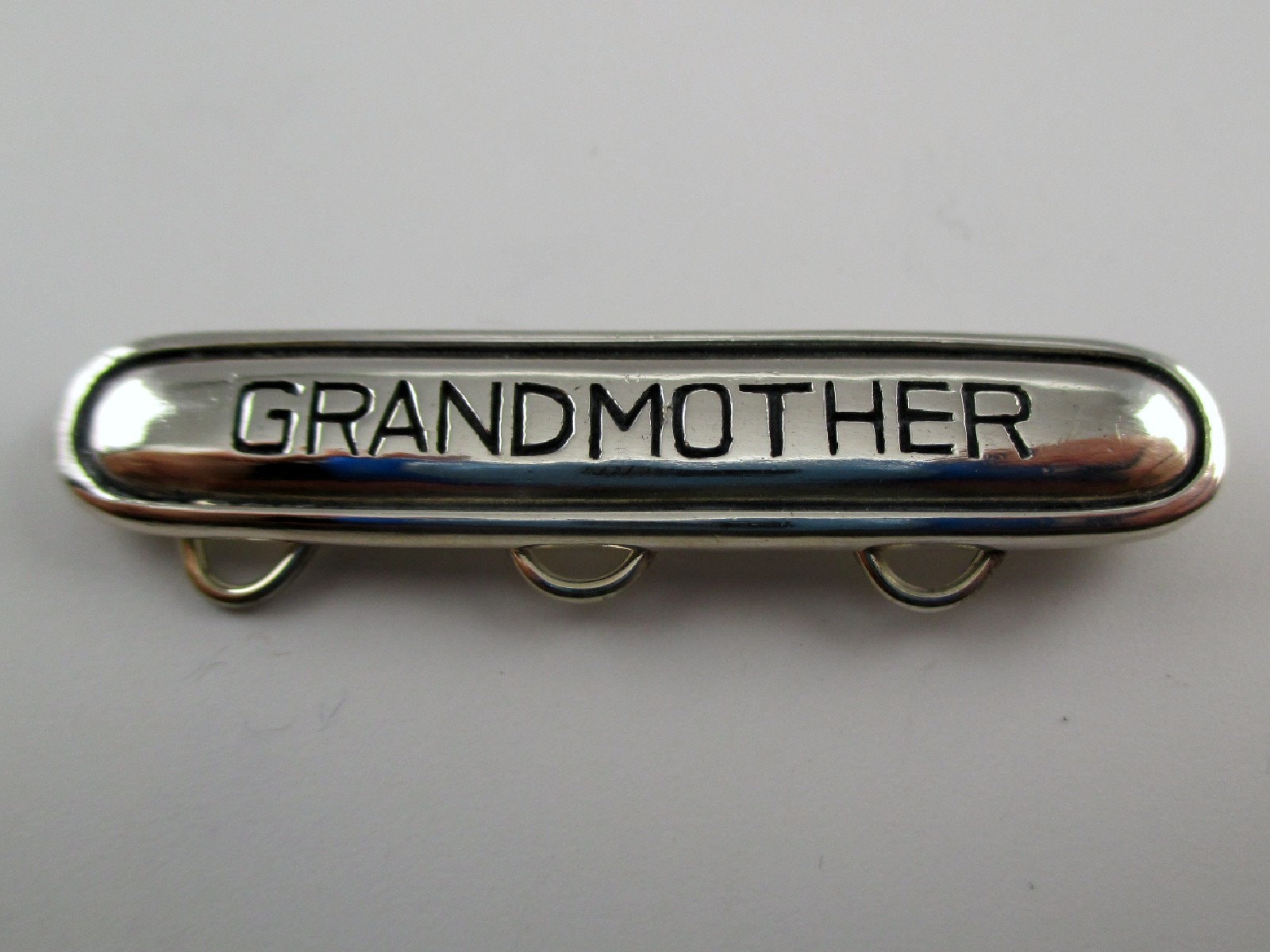 Grandmother Charm Pin, Sterling Silber, Charms, Schal Pin, Charme Brosche, Silber Oma Geschenk, Muttertagsgeschenk von brocosi