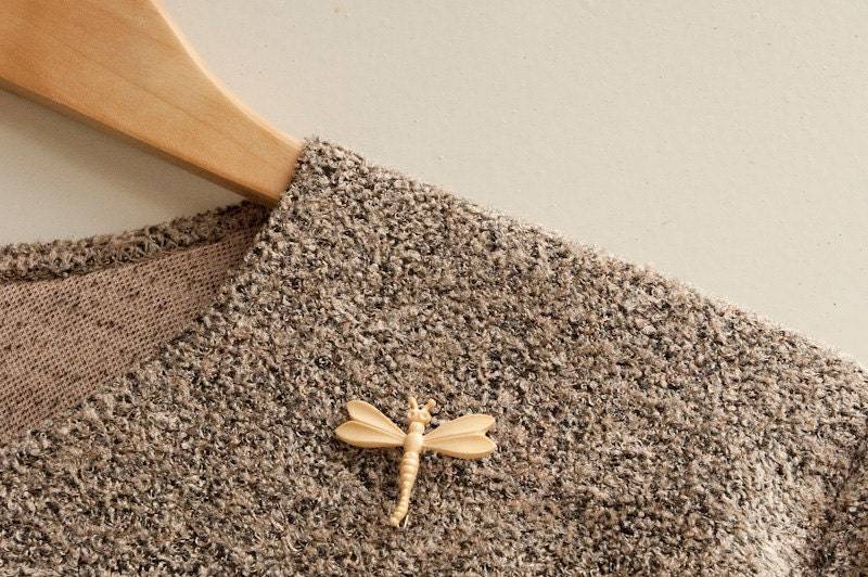 Libellen-Brosche in Klein Beige von broesj