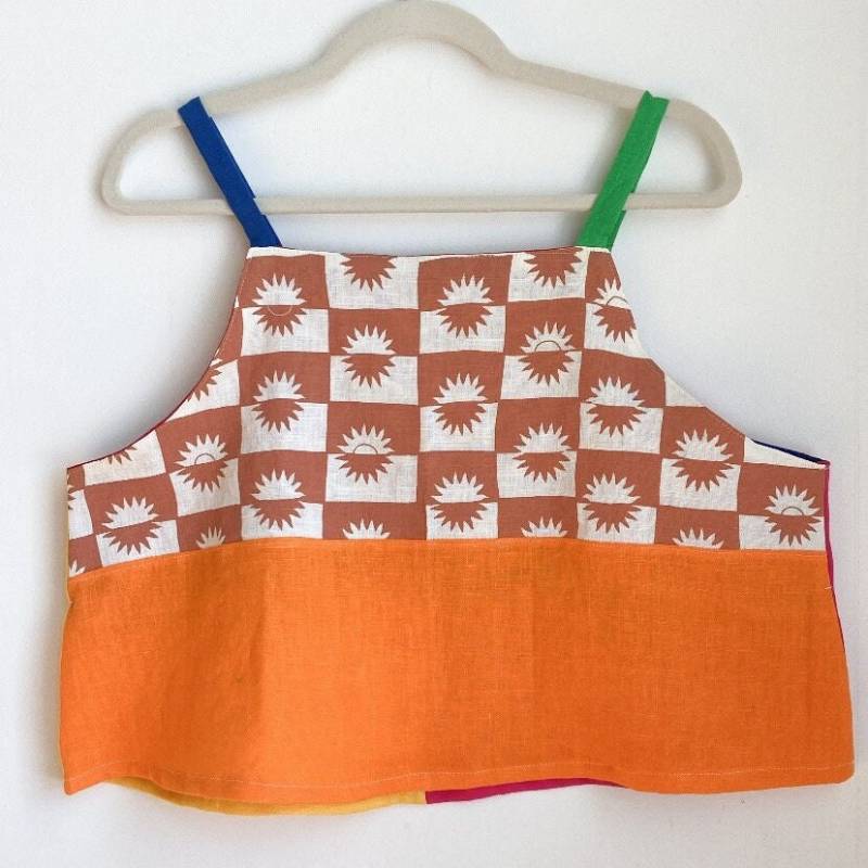 Tank Top Boxy Style Recycelter Schrumpfstoff Leinen Baumwolle Multicolor Bunt Einzigartiges Handgefertigtes Wendeshirt One Size Fit Geschenkidee von brookecioccohandmade
