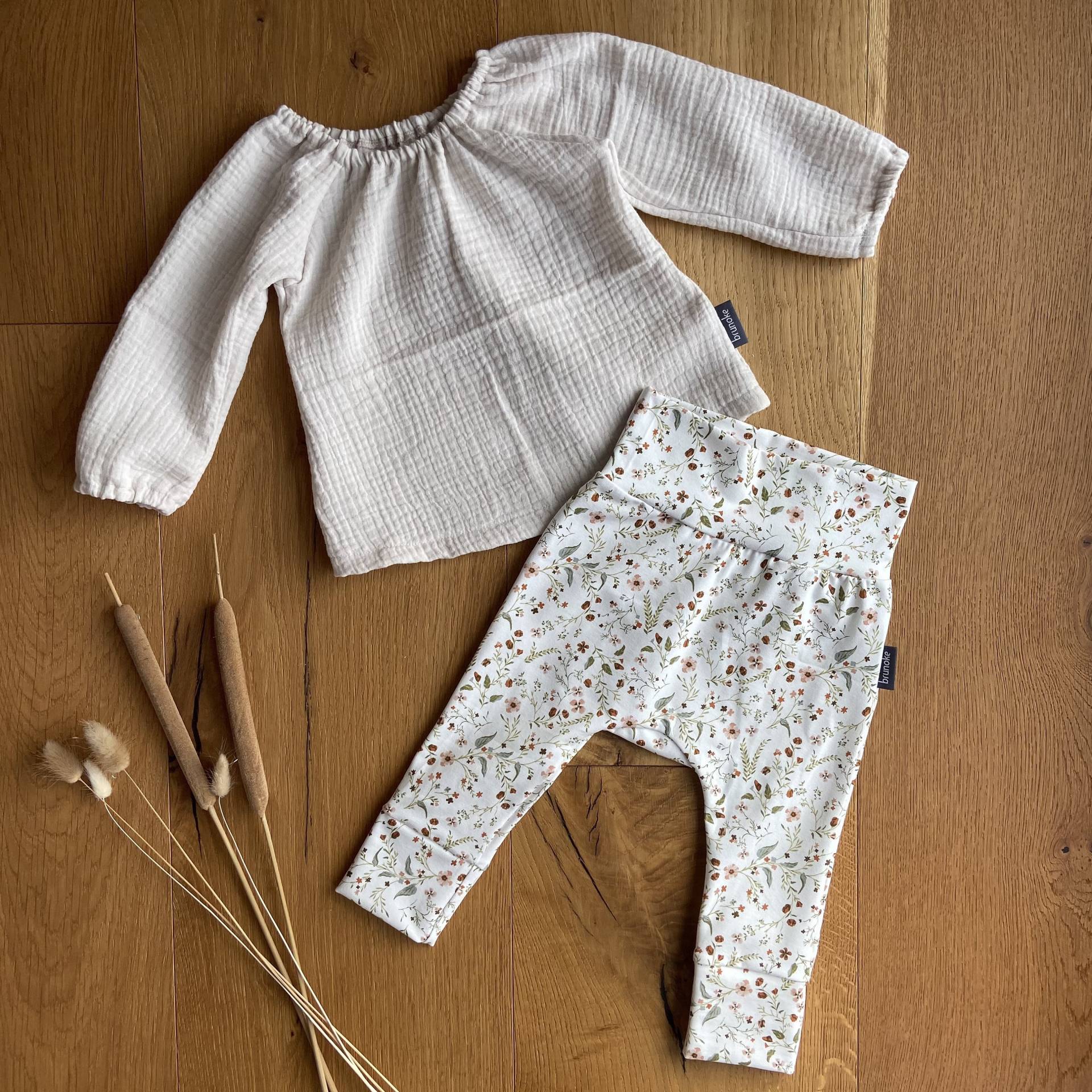 Musselinshirt Und Hose Baby Kinder, Musselin Baby, Haremhose, Mädchenshirt, Tunika Mädchen, Blumen, Blumen von brunoke